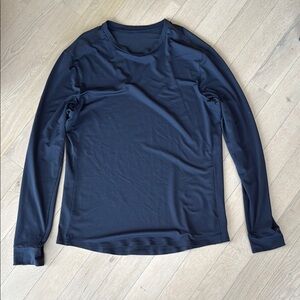 Lululemon Athletic Long Sleeve Light Weight Size Large Navy